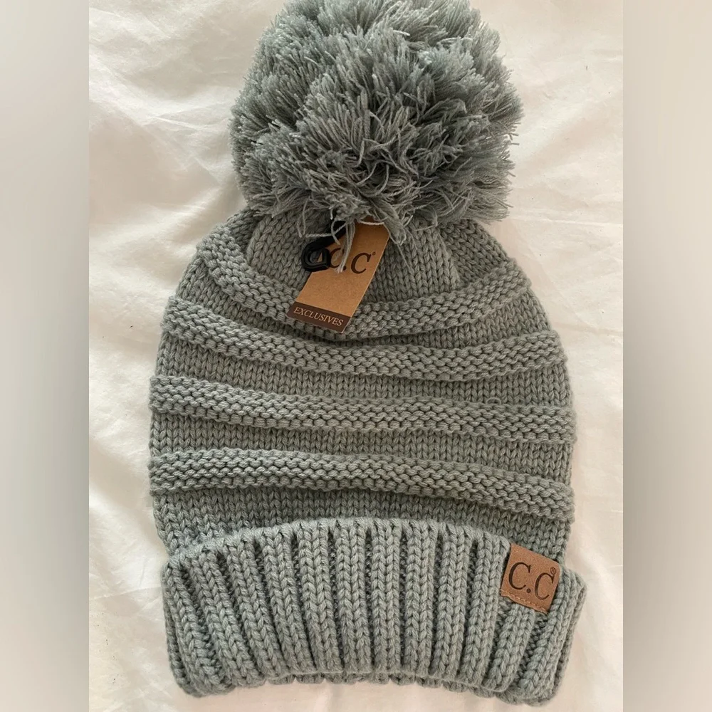 CC Grey Knit Beanie with Pom Pom Soft,warmth NWT new!